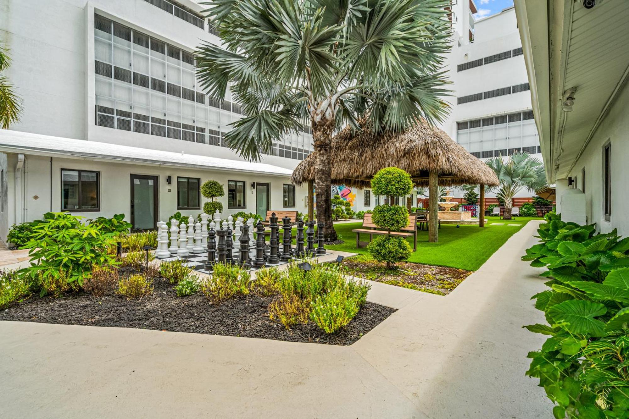 The Freedom House • Urban Oasis • Eclectic Retreat Fort Lauderdale Exterior foto