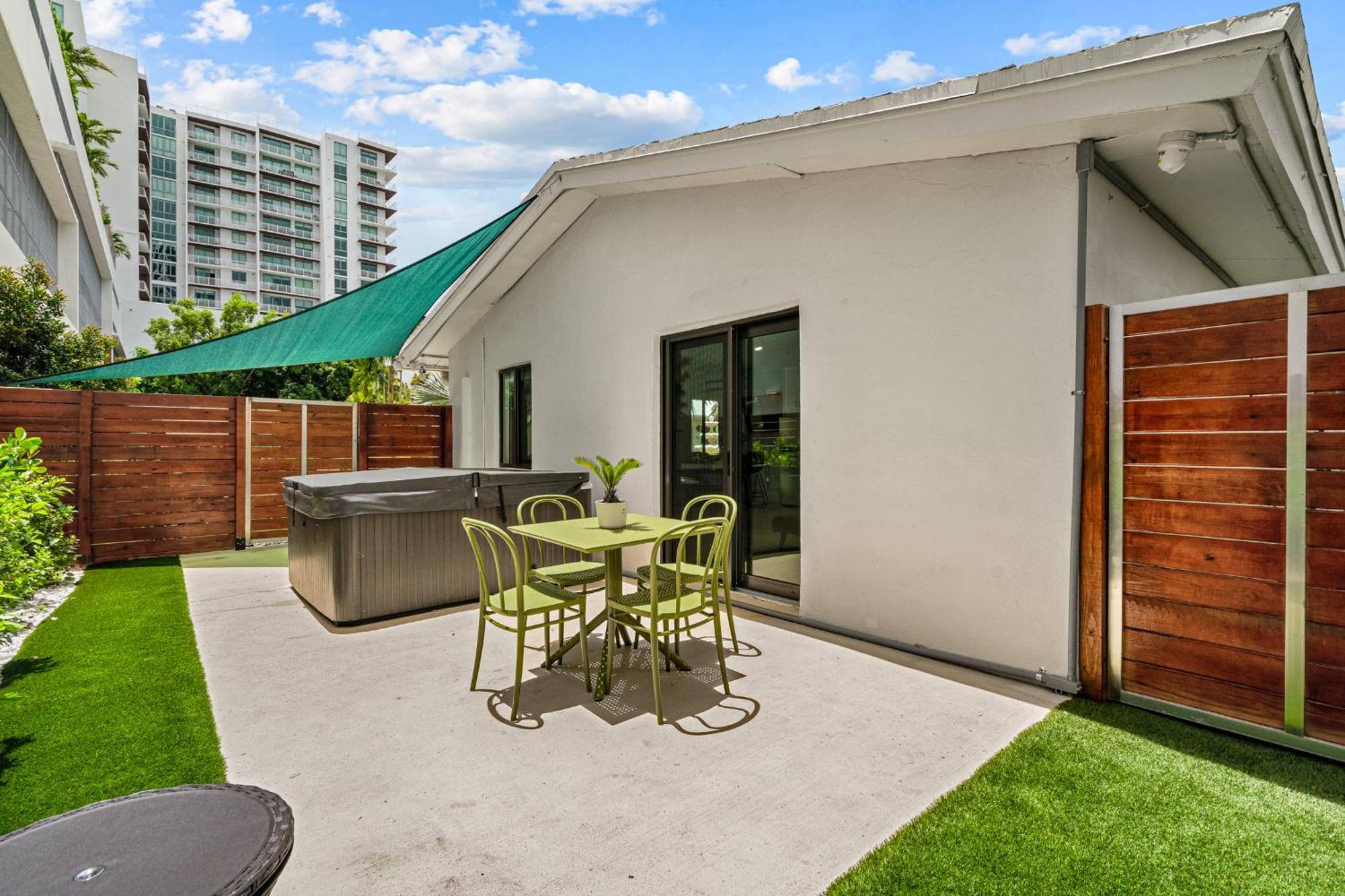 The Freedom House • Urban Oasis • Eclectic Retreat Fort Lauderdale Exterior foto